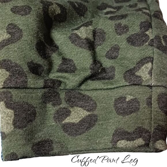 SECRET TRESURE Women's Leopard Print Soft Cuffed Sleep Or Lounge Wear. - Picture 7 of 13